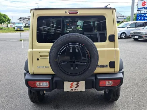 Suzuki Jimny Nomade
