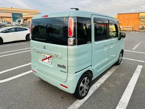 Suzuki Spacia