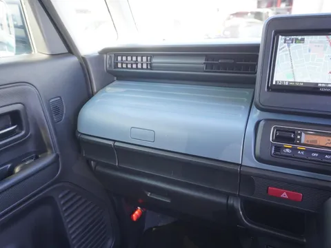 Suzuki Spacia Base