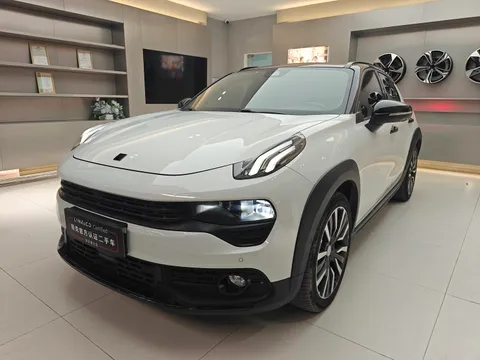 Lynk & Co Lynk & Co 02