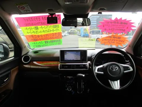 Toyota Pixis Joy
