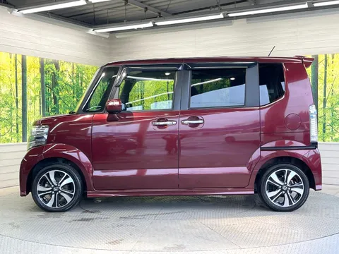 Honda N-BOX+ Custom