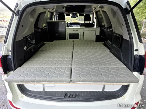 SsangYong Stavic (Korando Turismo)