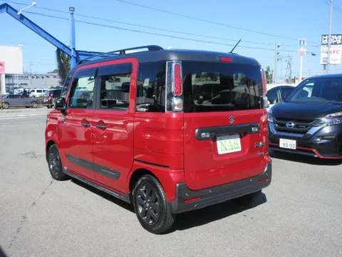 Suzuki Spacia Gear
