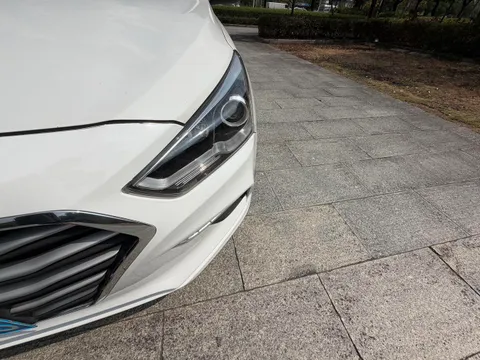 Hyundai Mistra