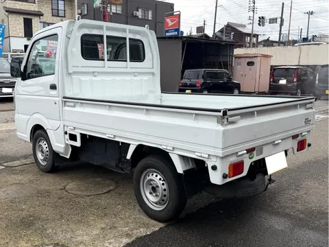 Mazda Scrum Truck