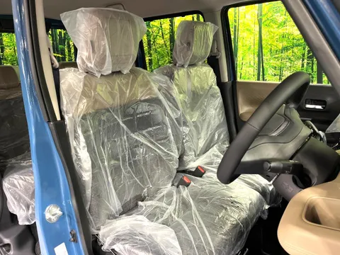 Mitsubishi Delica Mini