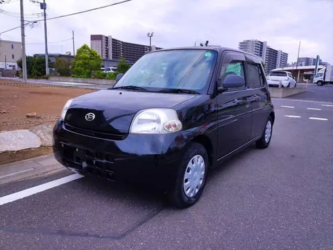 Daihatsu Esse
