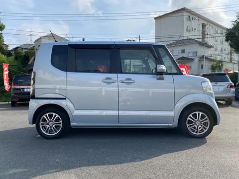 Honda N-BOX Plus