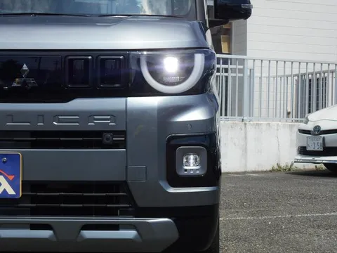 Mitsubishi Delica Mini