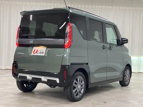 Mitsubishi Delica Mini