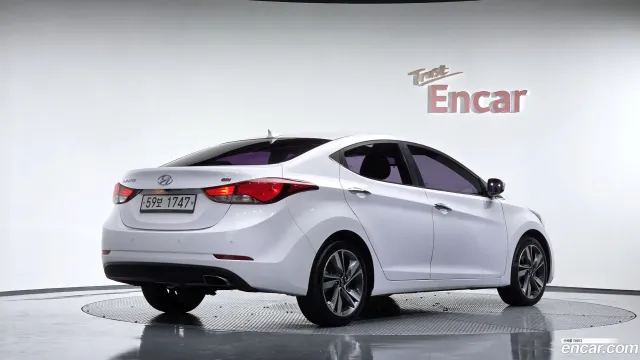 Hyundai Elantra (Avante)