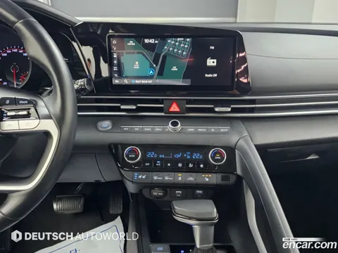 Hyundai Elantra (Avante)