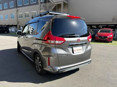 Honda Freed Plus