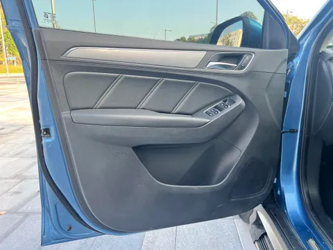 Roewe RX5