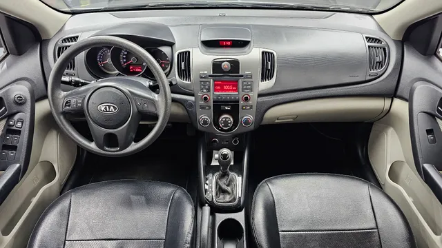 Kia Cerato (Forte)