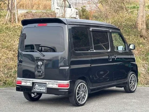 Daihatsu Atrai Wagon