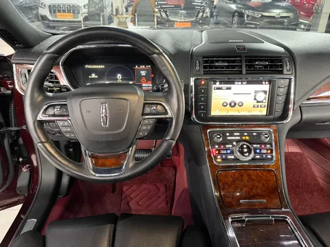 Lincoln Continental