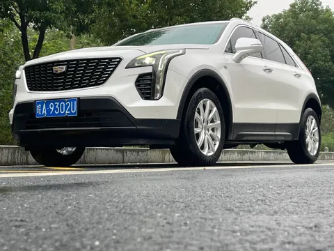 Cadillac XT4