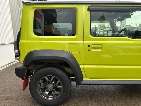 Suzuki Jimny Sierra