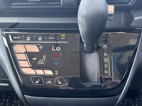 Mitsubishi eK X Space