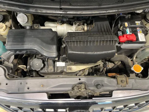 Nissan Otti
