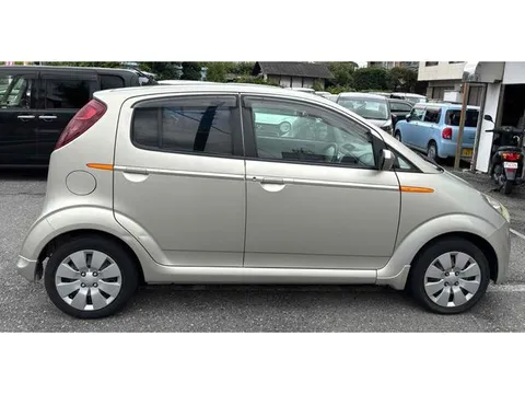 Subaru R2