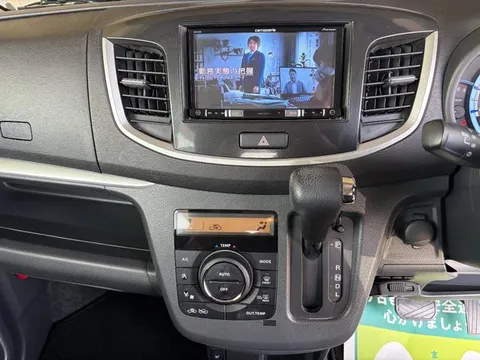 Suzuki Wagon R Stingray