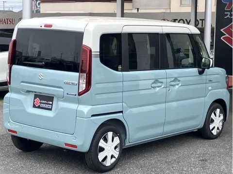 Suzuki Spacia