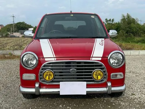 Daihatsu Mira Gino
