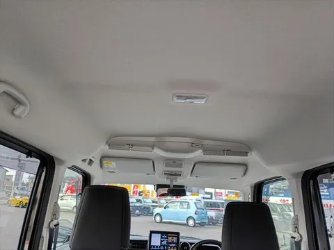Suzuki Spacia Gear