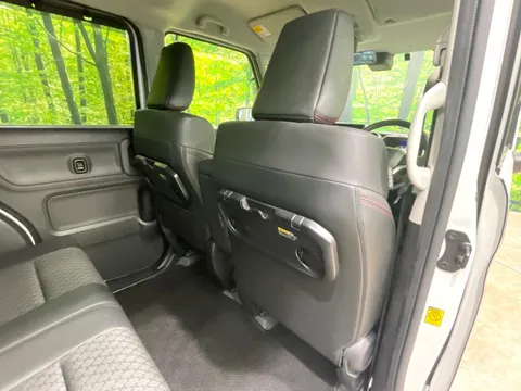 Suzuki Spacia Custom