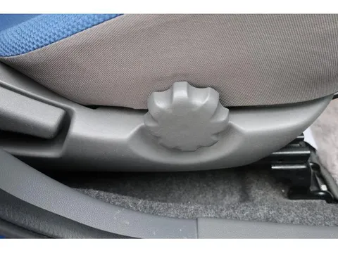 Subaru R2