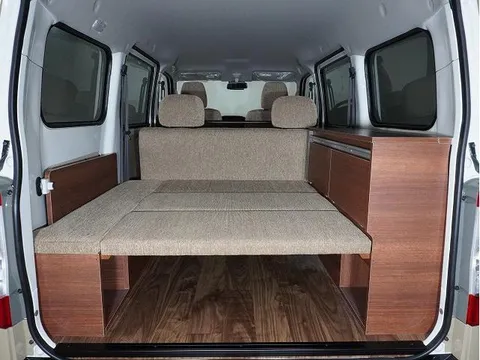 Toyota TownAce Van