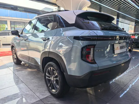Baojun RS-3