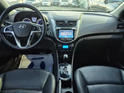 Hyundai Accent