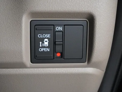 Honda N-BOX Joy