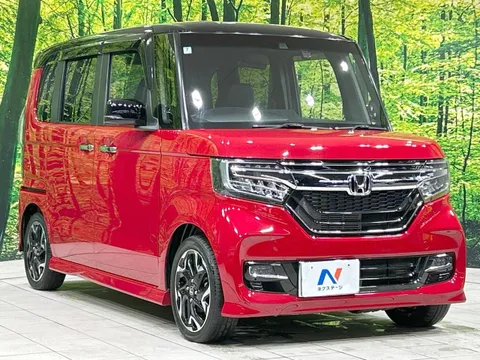 Honda N-BOX Custom