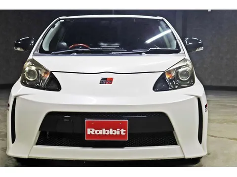 Toyota iQ