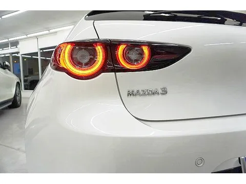 Mazda MAZDA3 Fastback