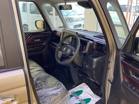 Suzuki Spacia Custom