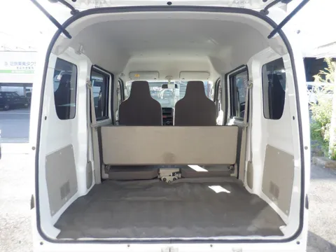 Mitsubishi Minicab Van