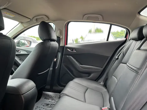 Mazda Mazda3