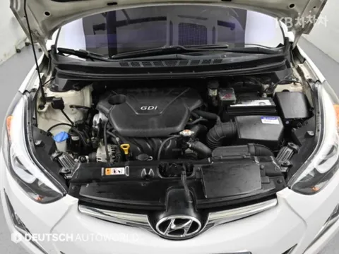 Hyundai Elantra (Avante)
