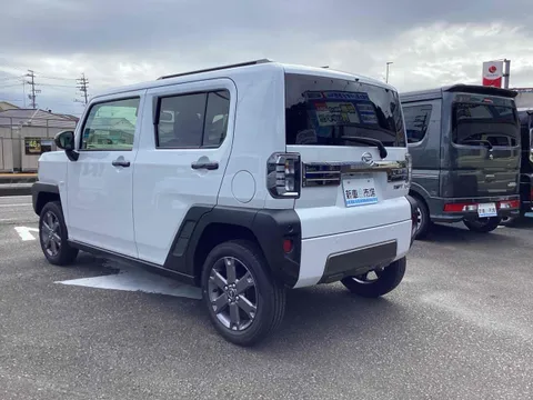 Daihatsu Taft