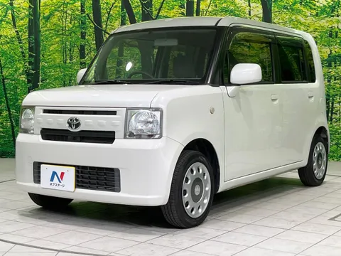 Toyota Pixis Space