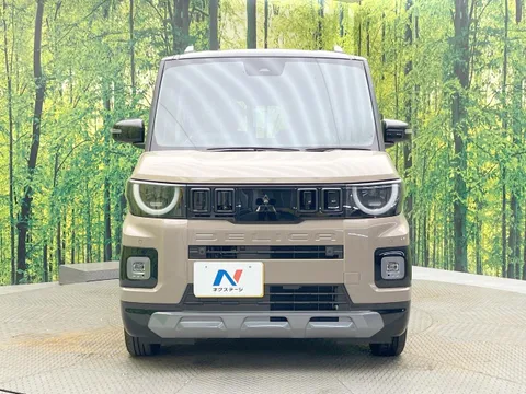 Mitsubishi Delica Mini