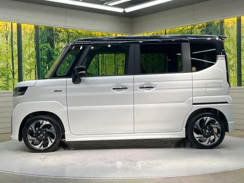 Suzuki Spacia Custom