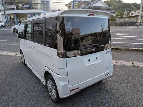 Suzuki Spacia Custom