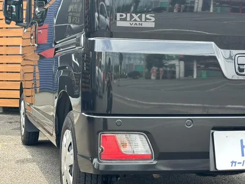 Toyota Pixis Van